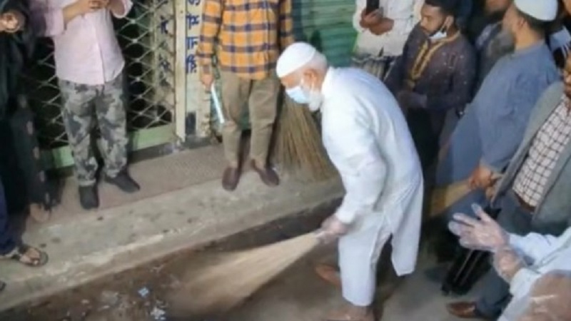 জামায়াত আমির শফিকুর রহমানের শপথের পর পরিচ্ছন্নতা অভিযান শুরু